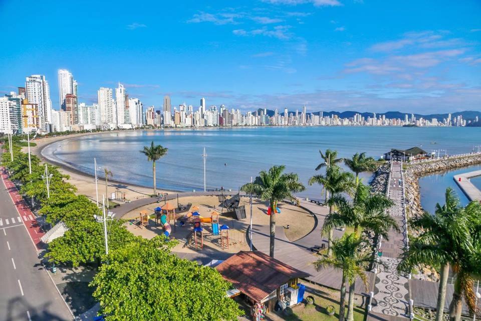 Casa Rebello - Pousada Itajaí エクステリア 写真